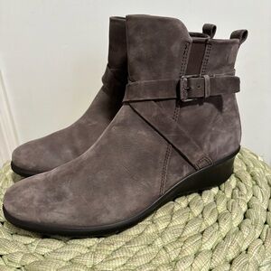 Ecco Felicia Gray Nubuck Leather Comfort Wedge Ankle Boots Size 8